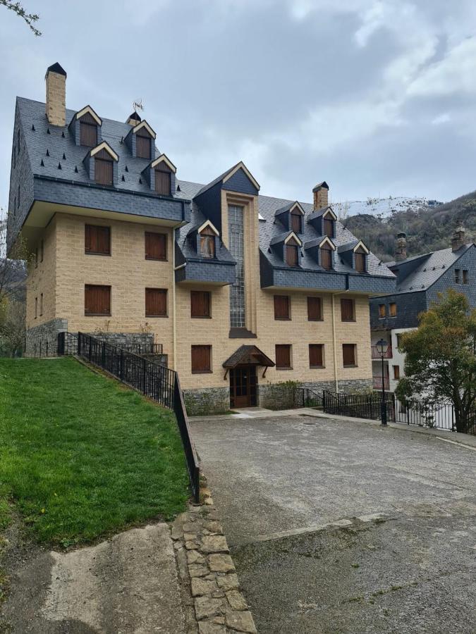 Apartamento En Panticosa Luaran gambar